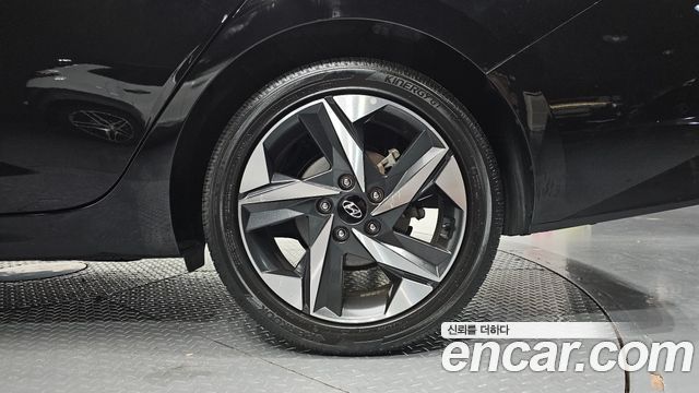 Hyundai AVANTE 2021 — photo 7
