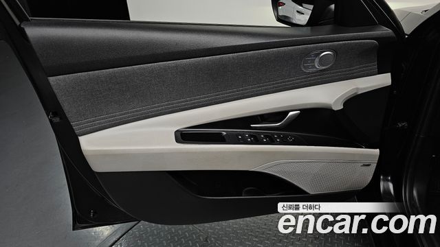Hyundai AVANTE 2021 — photo 14