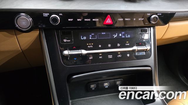 Kia Canival 2022 — photo 23