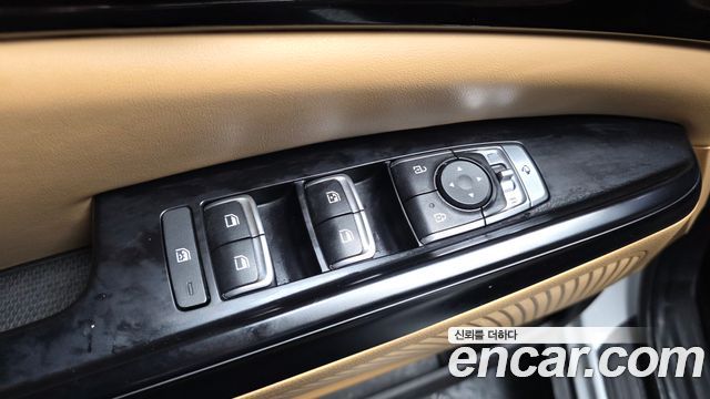 Kia Canival 2022 — photo 27