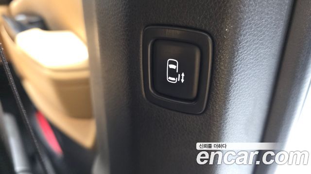 Kia Canival 2022 — photo 32