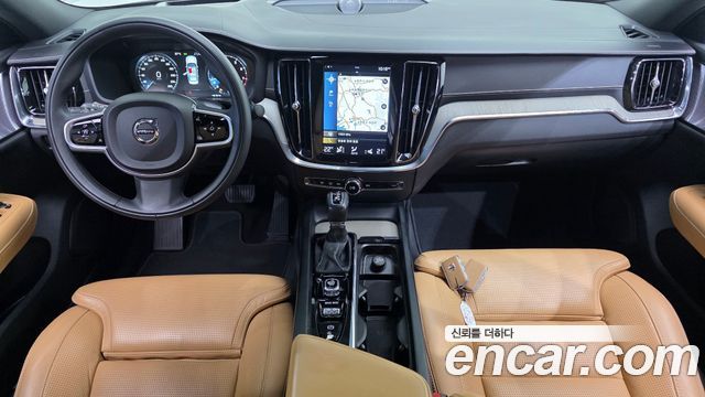 Volvo S60 2020 — photo 10
