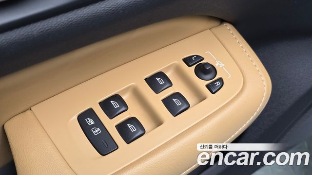 Volvo S60 2020 — photo 21