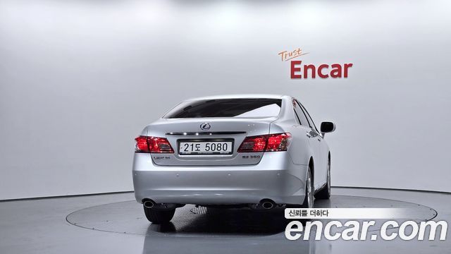 Lexus ES 2011 — photo 4