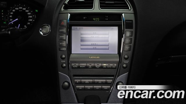 Lexus ES 2011 — photo 14