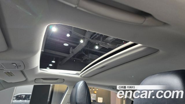 Lexus ES 2011 — photo 19