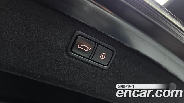 Genesis G80 2019 — photo 16