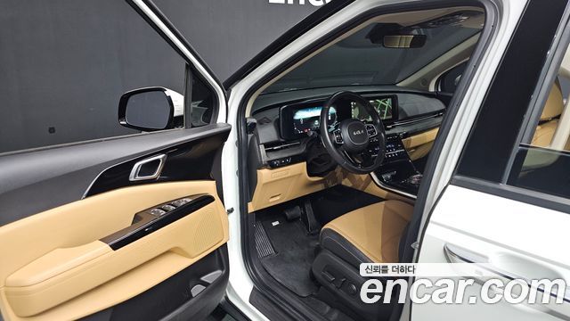 Kia Canival 2023 — photo 13