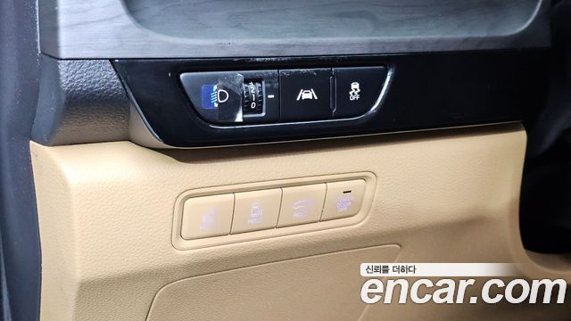 Kia Canival 2023 — photo 23