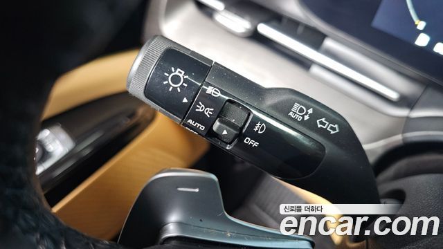 Kia Canival 2023 — photo 25