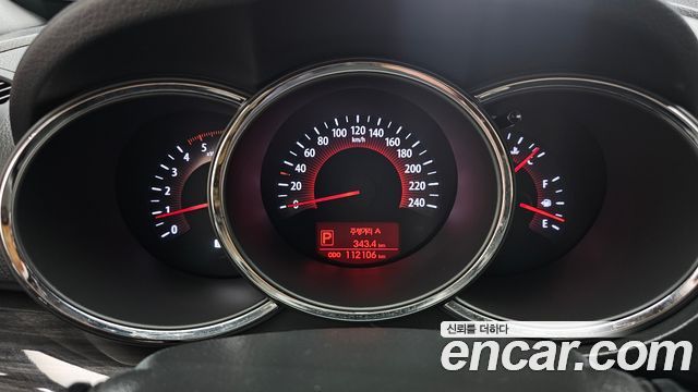 Kia Sorento 2012 — photo 8