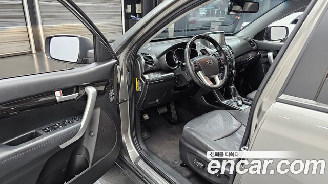 Kia Sorento 2012 — photo 10