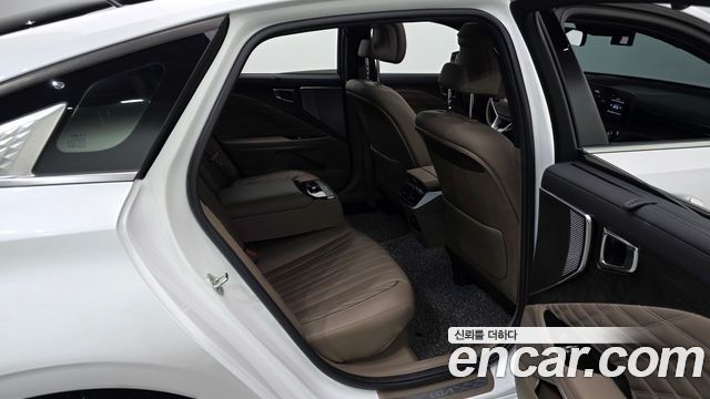 Kia K8 2023 — photo 18
