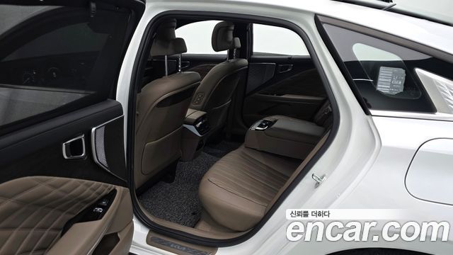 Kia K8 2023 — photo 16