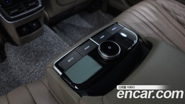Kia K8 2023 — photo 37