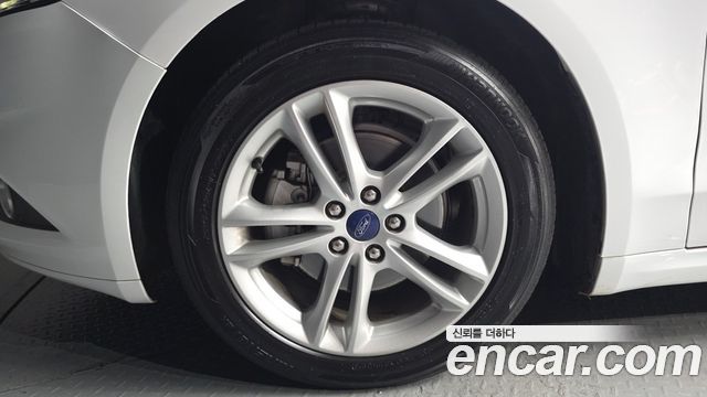 Ford Mondeo 2016 — photo 5