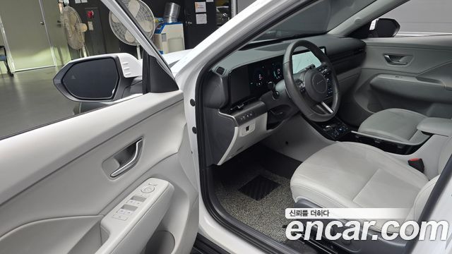 Hyundai Kona 2023 — photo 13