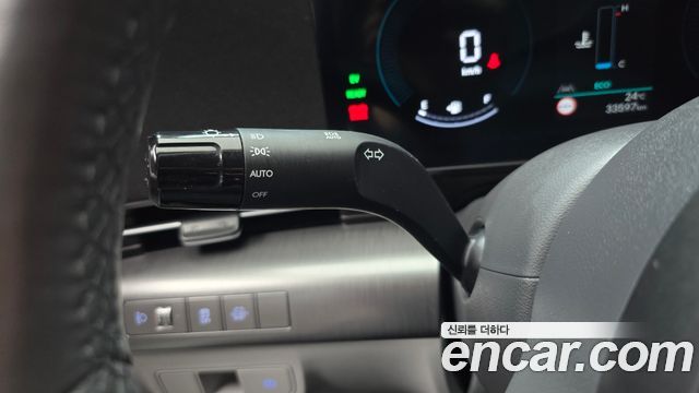 Hyundai Kona 2023 — photo 25