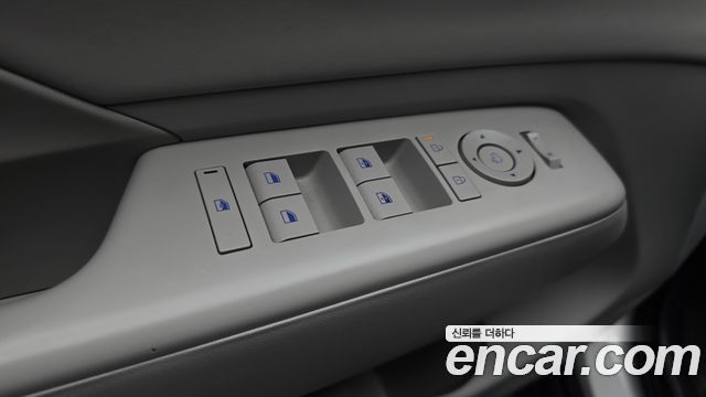 Hyundai Kona 2023 — photo 26