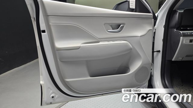 Hyundai Kona 2023 — photo 14