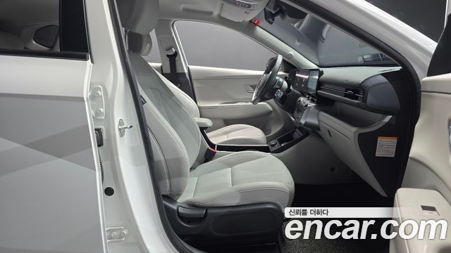 Hyundai Kona 2023 — photo 16