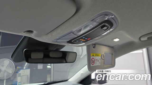 Hyundai Kona 2023 — photo 29