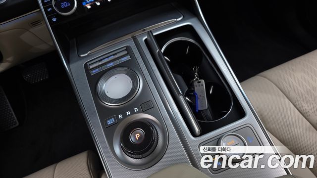 Genesis GV80 2022 — photo 12