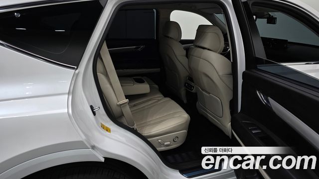 Genesis GV80 2022 — photo 18