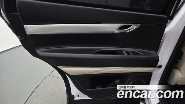 Genesis GV80 2022 — photo 15