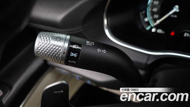 Genesis GV80 2022 — photo 32