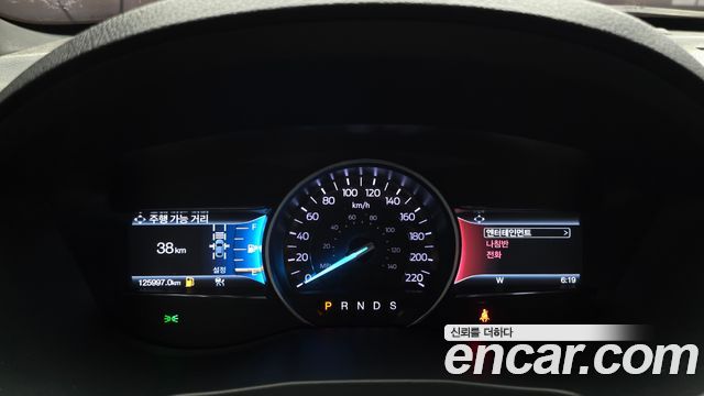 Ford Explorer 2018 — photo 8