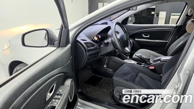 Renault Korea SM3 2014 — photo 13