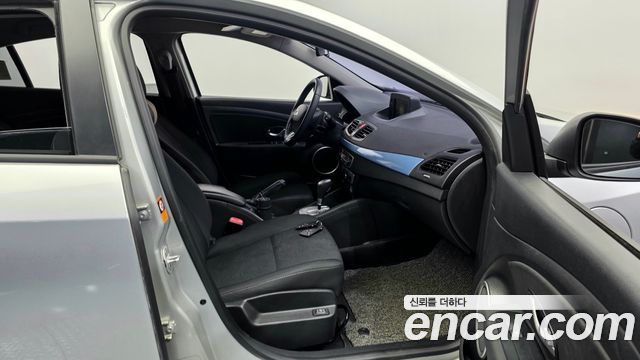 Renault Korea SM3 2014 — photo 17
