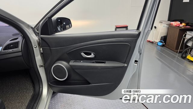 Renault Korea SM3 2014 — photo 14