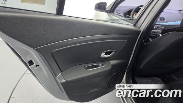 Renault Korea SM3 2014 — photo 15