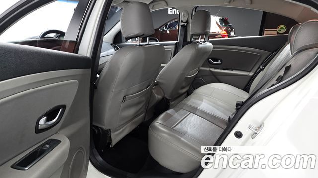 Renault Korea SM3 2011 — photo 11