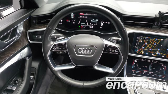 Audi A6 2022 — photo 13