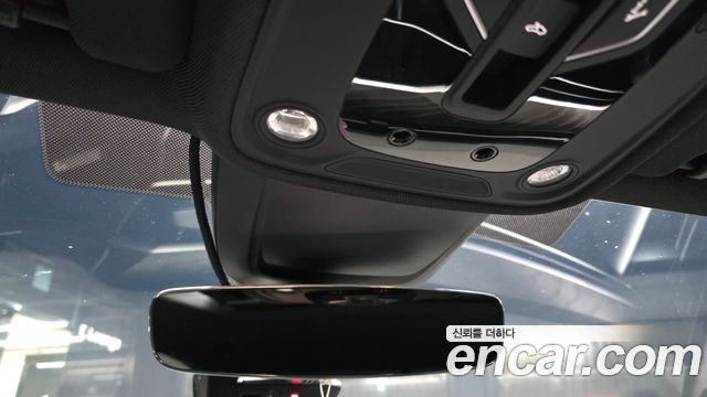 Audi A6 2022 — photo 18