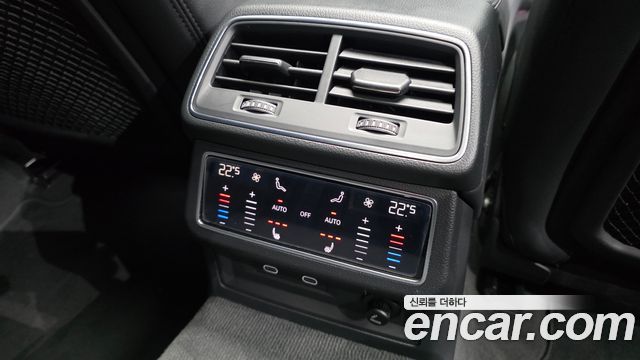 Audi A6 2022 — photo 19