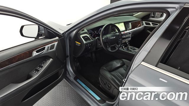 Hyundai Genesis 2016 — photo 11