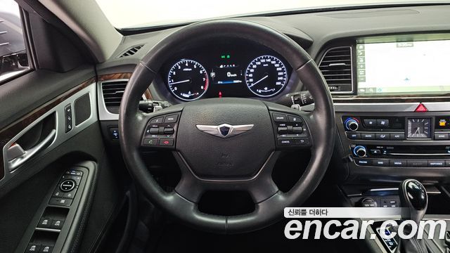 Hyundai Genesis 2016 — photo 13