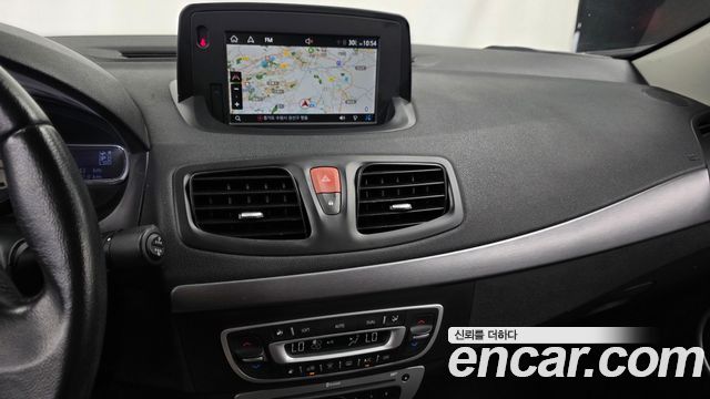 Renault Korea SM3 2019 — photo 19