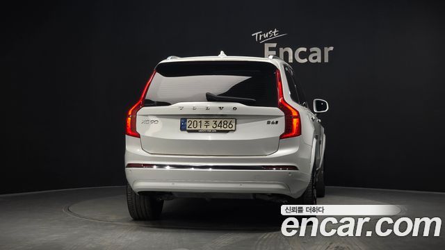 Volvo XC90 2023 — photo 4