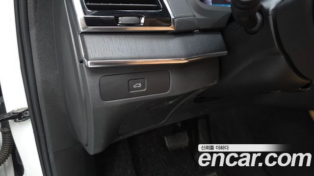 Volvo XC90 2023 — photo 31