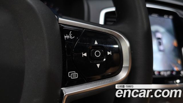 Volvo XC90 2023 — photo 34