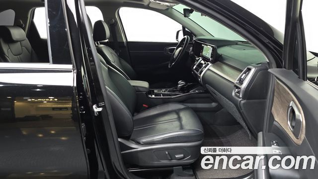 Kia Sorento 2022 — photo 17