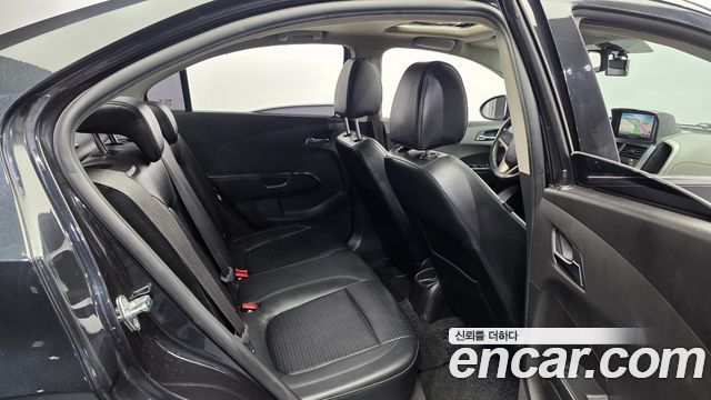 Chevrolet Korea Aveo 2013 — photo 12