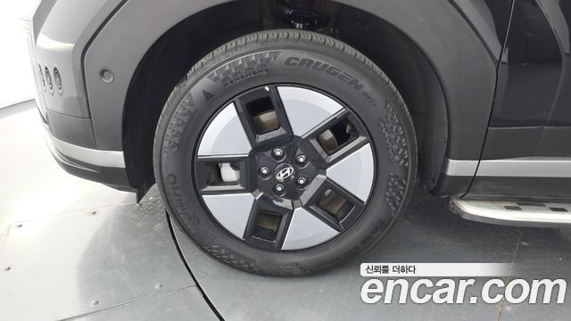 Hyundai Santafe 2025 — photo 5