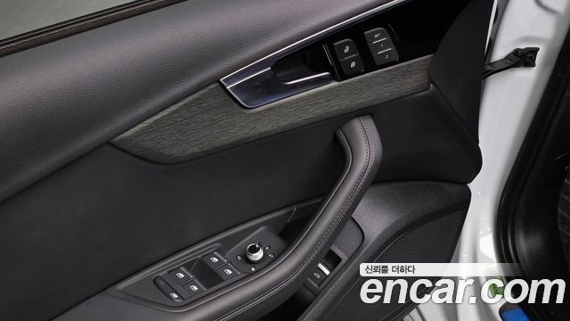 Audi A4 2023 — photo 22