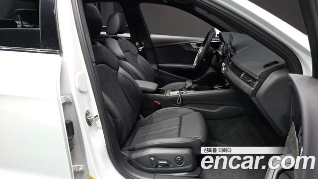 Audi A4 2023 — photo 16